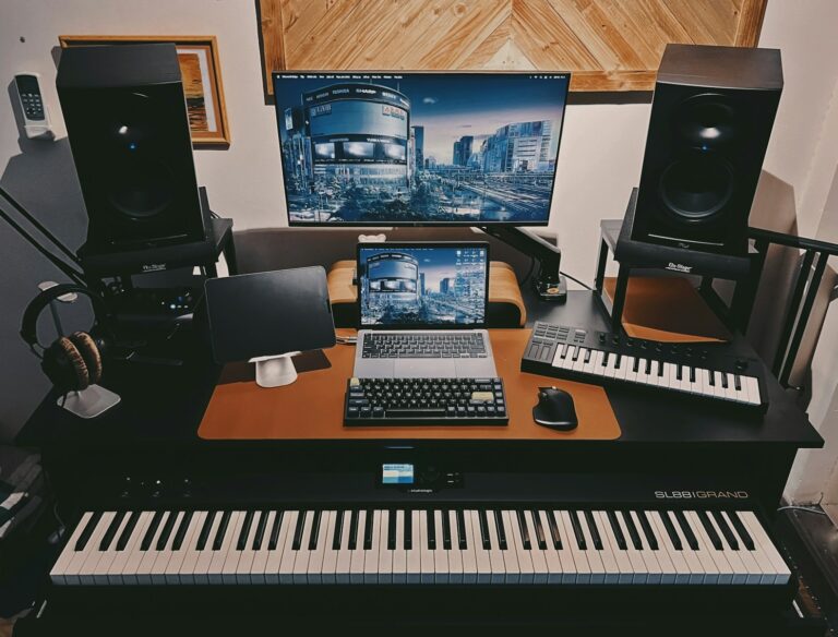 graphical user interface, website